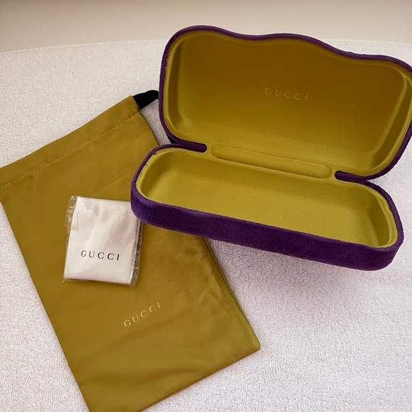 NEW Gucci Velvet Eyeglass Case - Picture 2 of 7